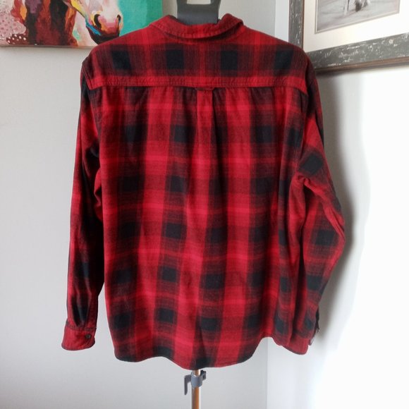 Woolrich Men’s Red Black Plaid Flannel Button Front Cotton Shirt XXL - Picture 2 of 7